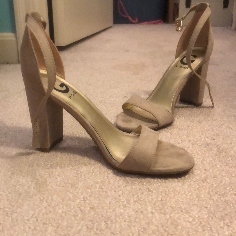 Tan/Grey strappy heel